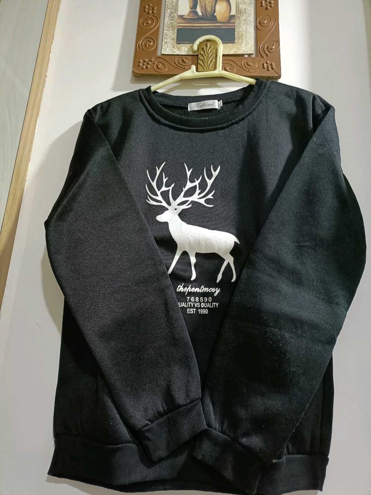 women sweat top