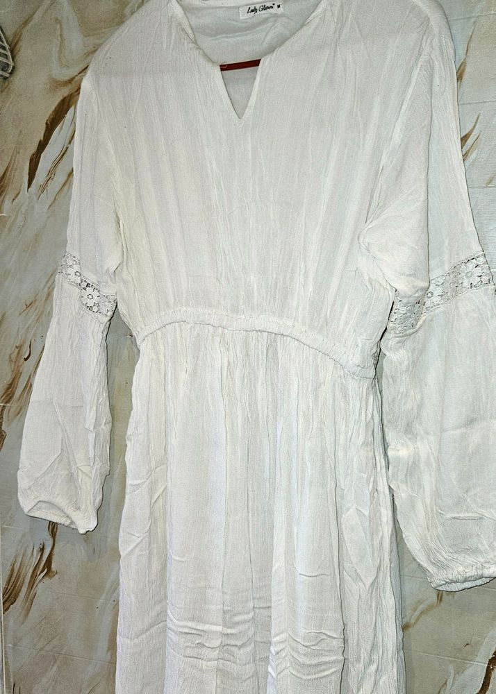 Lady Glamm A-Line Lace dress