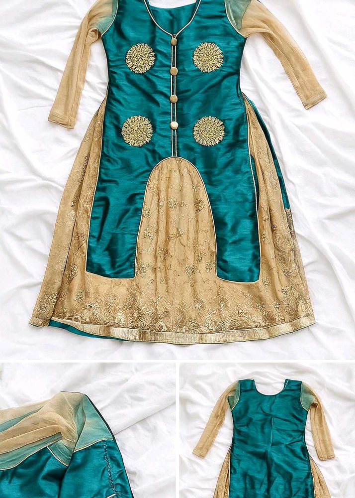 Elegant green &amp; cream Ethnic Gown