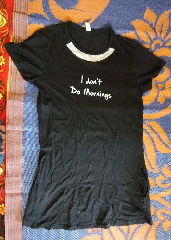 Black Graphic T-Shirt/ very soft material/for wome