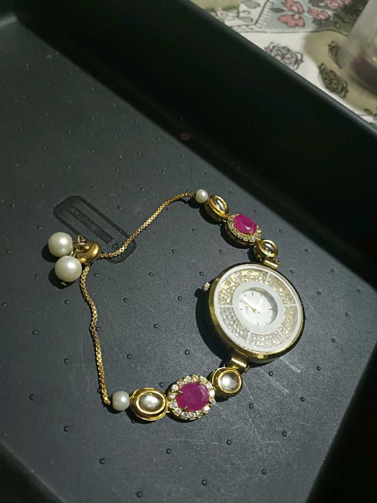 kundan watch