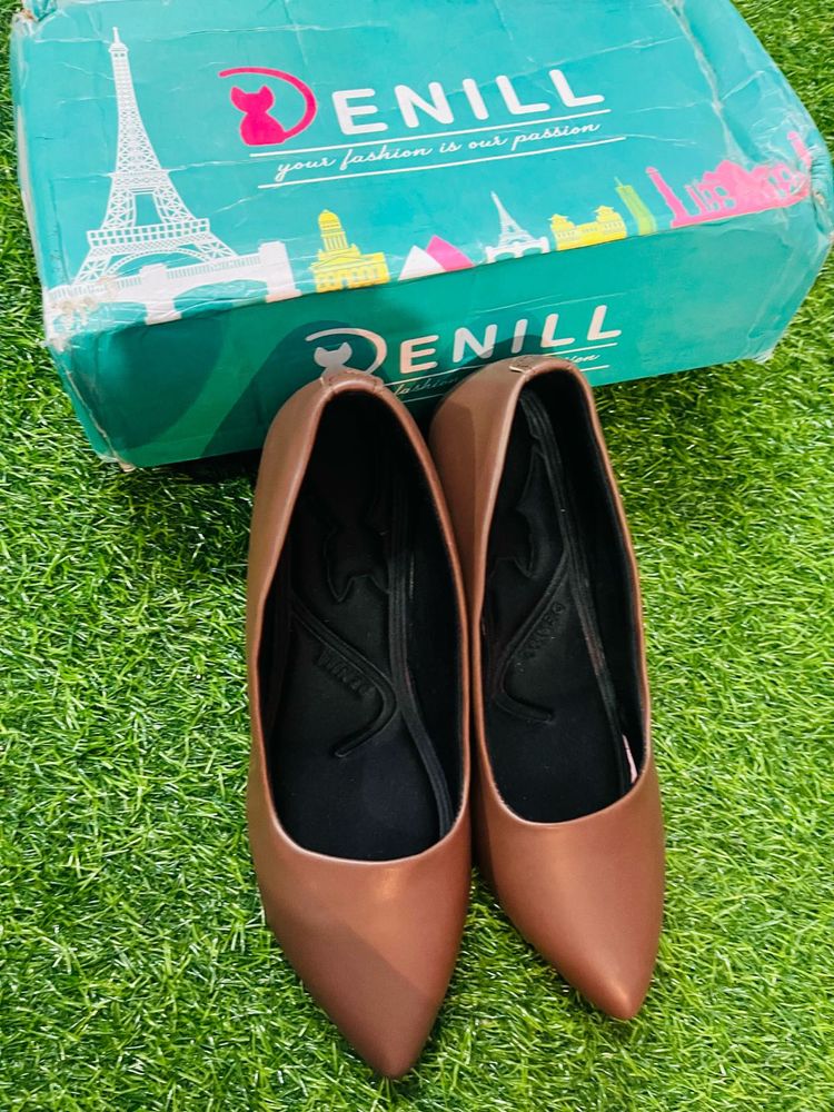 Beautiful Denill HeelUnused Fixed Price