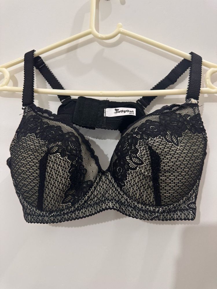 Pretty Cat Black Lace Padded Bra, Bust- 34 C/D