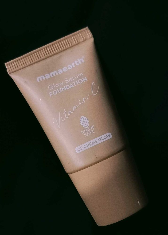 Mamaearth Glow Serum Foundation