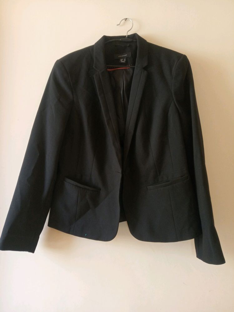 Black Short Blazer For Women