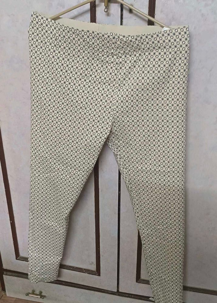 Stretchable Printed Pant