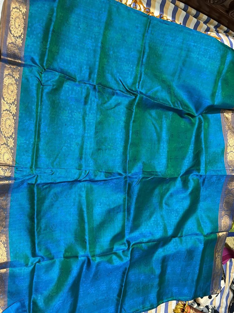 Soft Silk Saree With Blouse