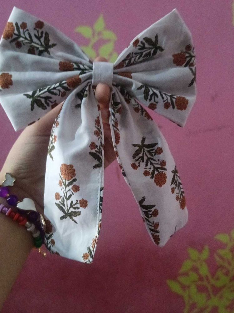 Handmade Hair Bow Clip