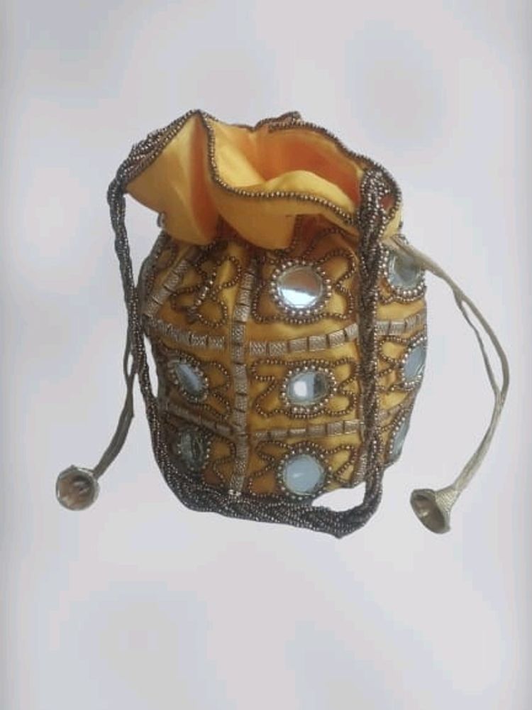 Very Beautiful Potli