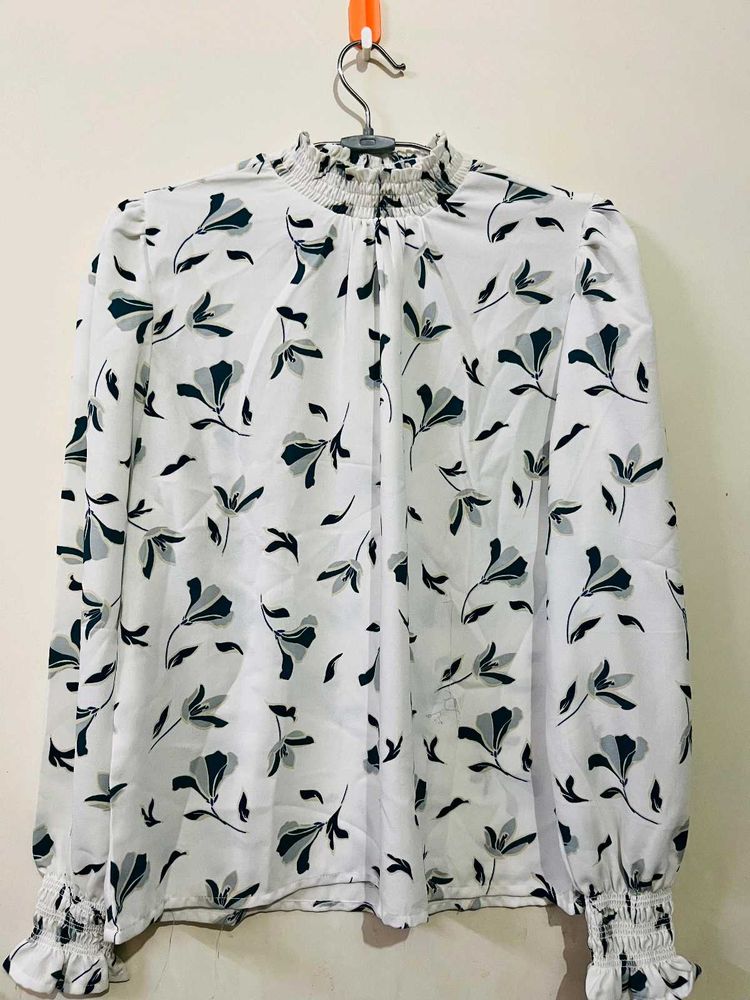 Floral Print Mock Neck Blouse