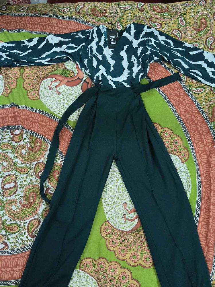 Chic H&amp;H Jumpsuit