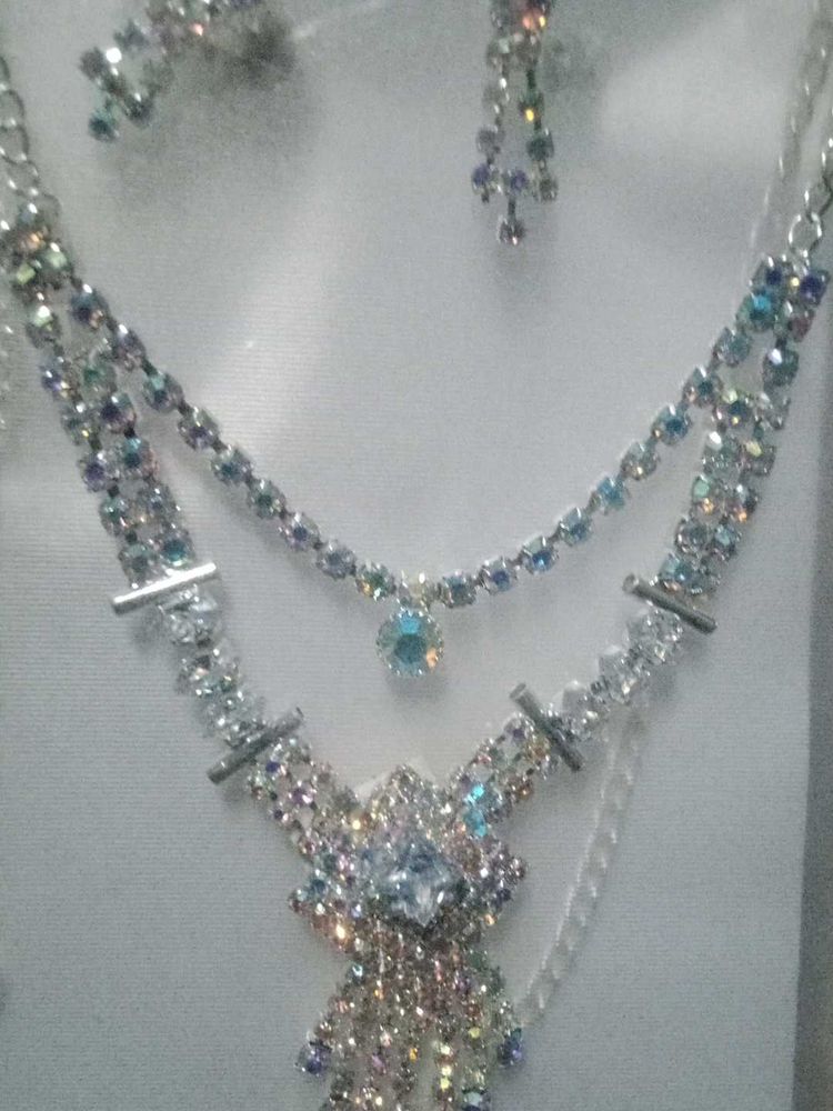 Sparkling Jewelry Set
