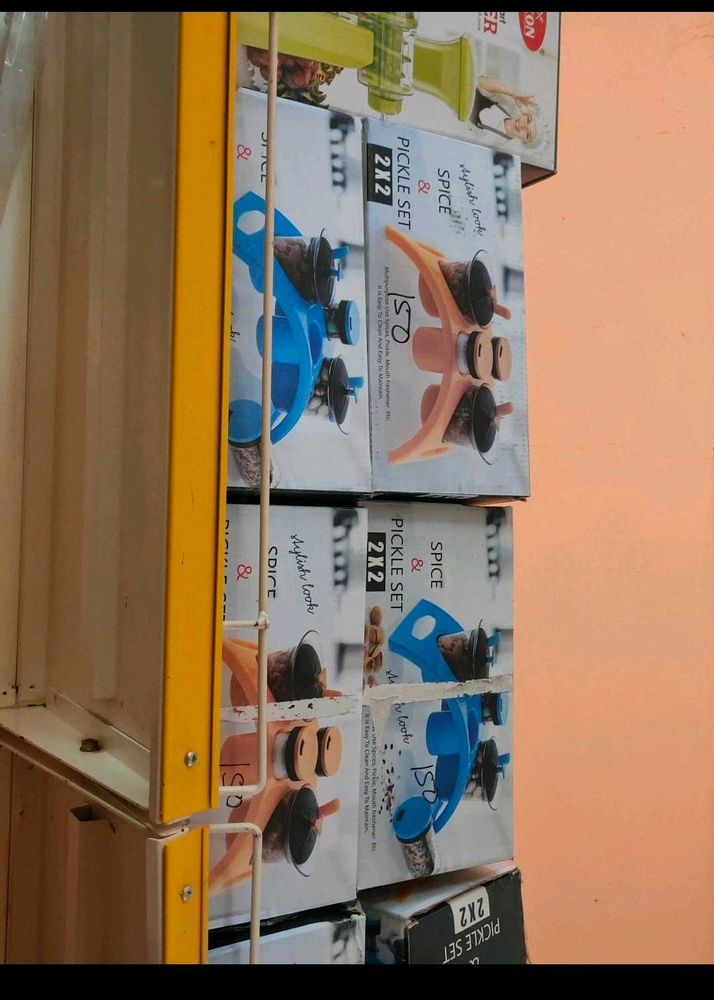 2pc Salt Pepper Mini Container 2 Pc Pickle Jar