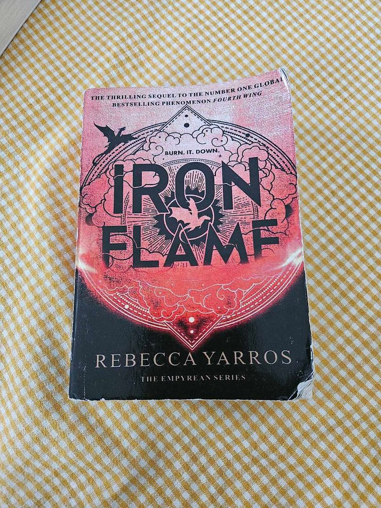 Iron Flame by Rebecca Yarros