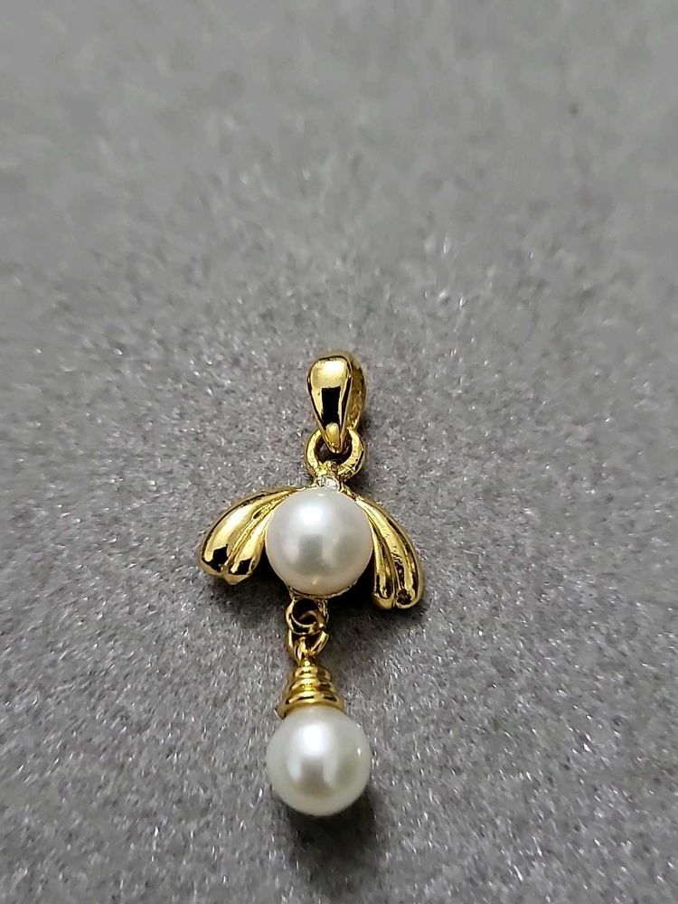Pearl Pendant