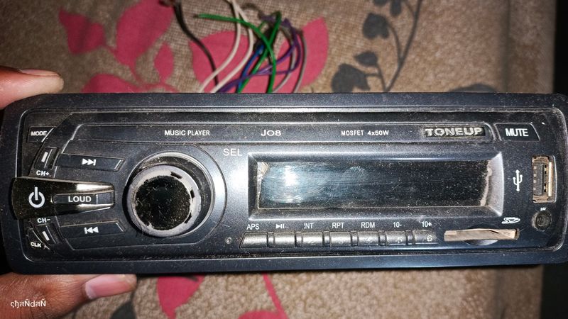 Multifunctional Old Car Stereo 12v.10a .