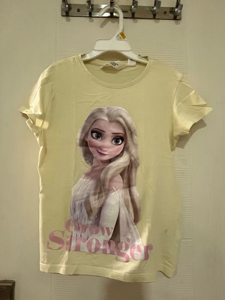 Elsa &#39;Grow Stronger&#39; Tee By H&amp;M Like New