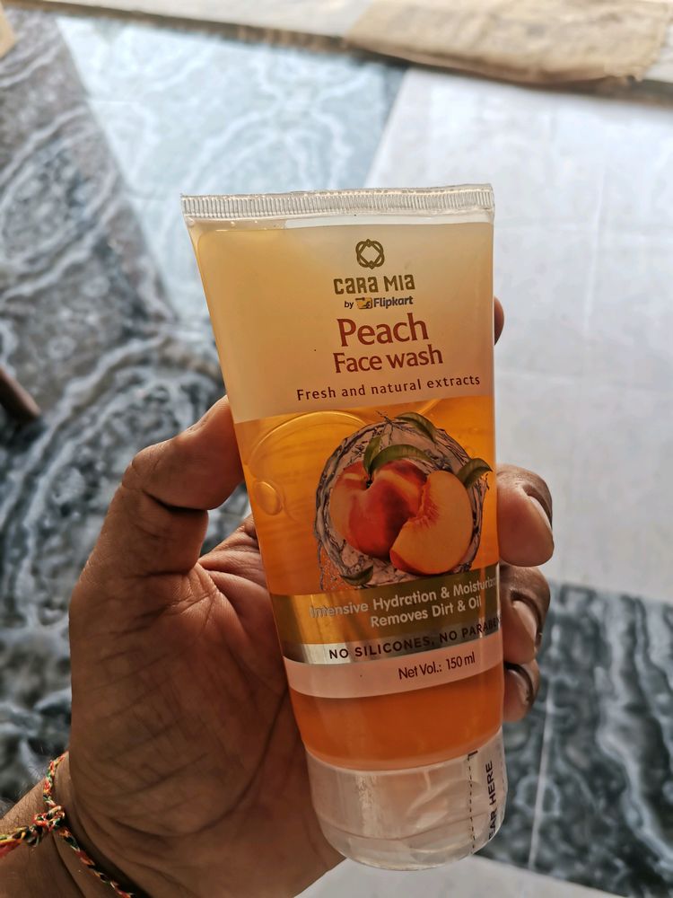 Cara Mia Peach Facewash