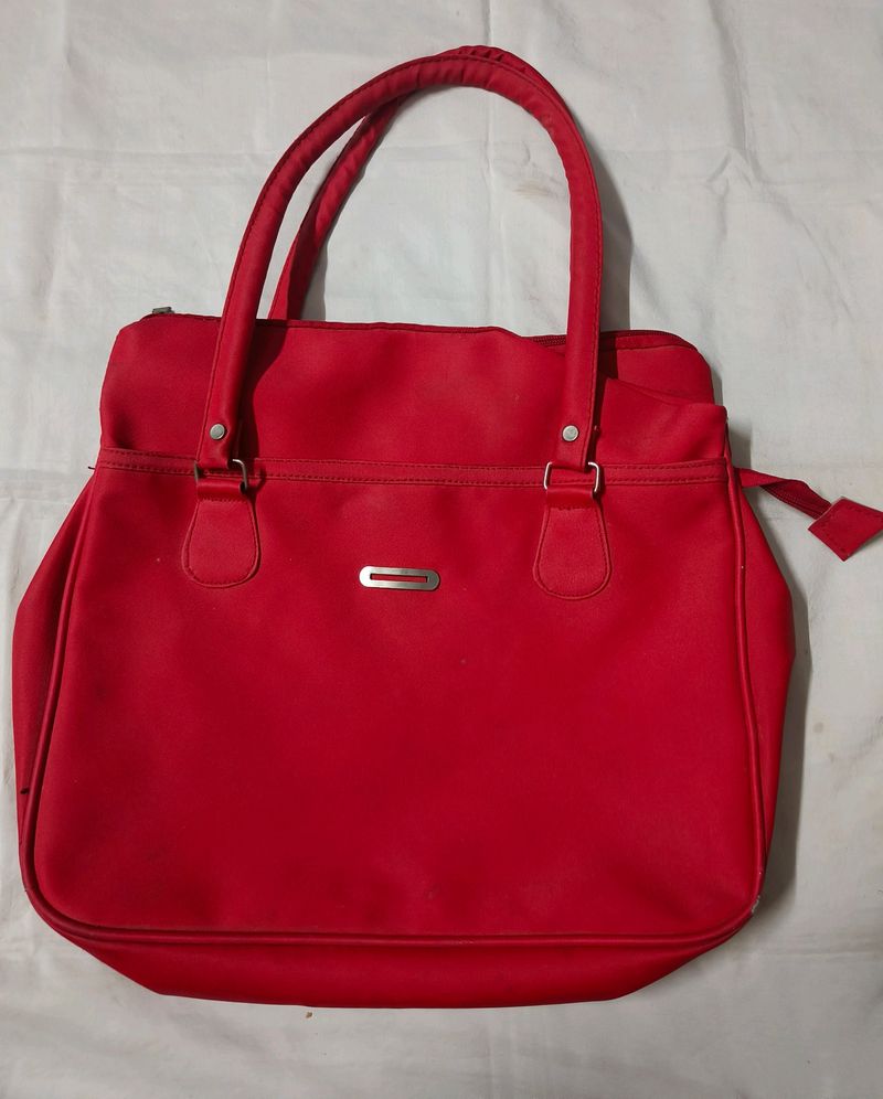 Red hot Vintage pinteresty bag