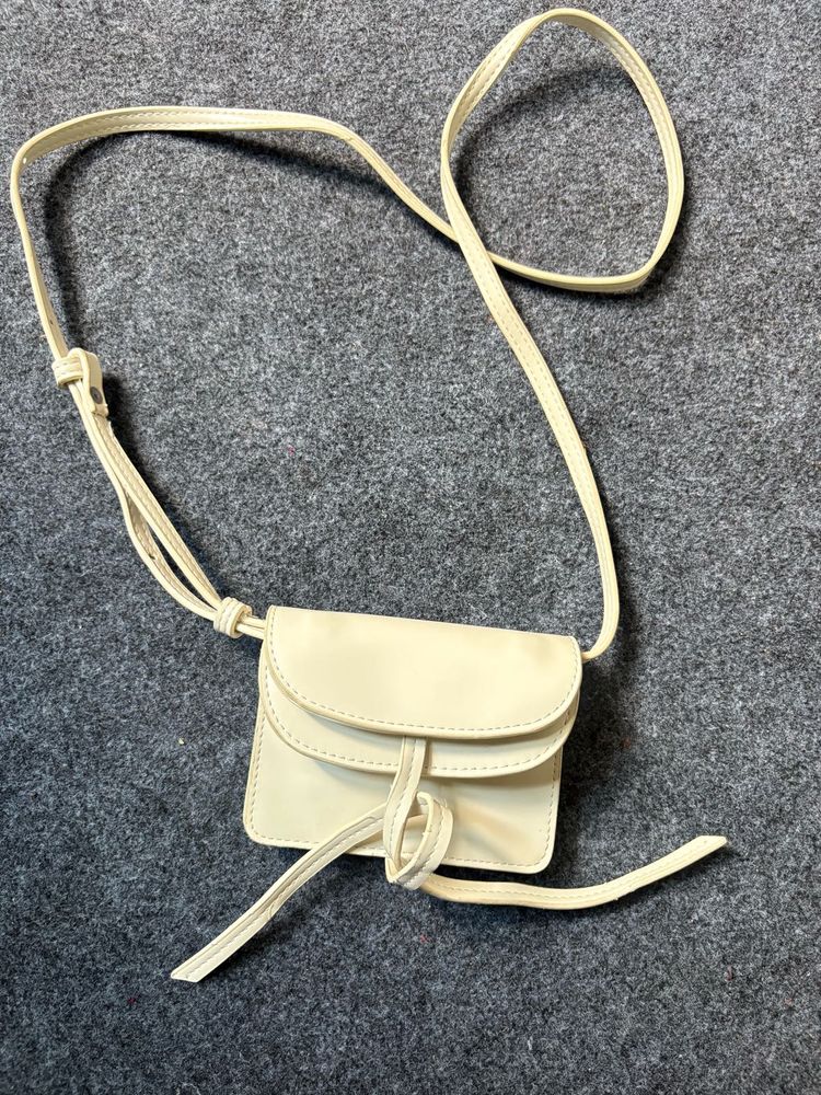 Stylish ,cute Sling Bag
