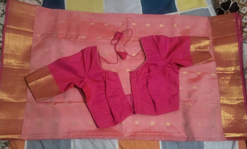 Elegant Pink Saree with Blouse
