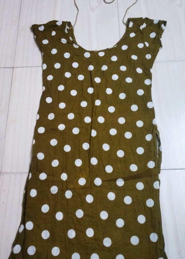 Beautiful Wild Green Color Kurti