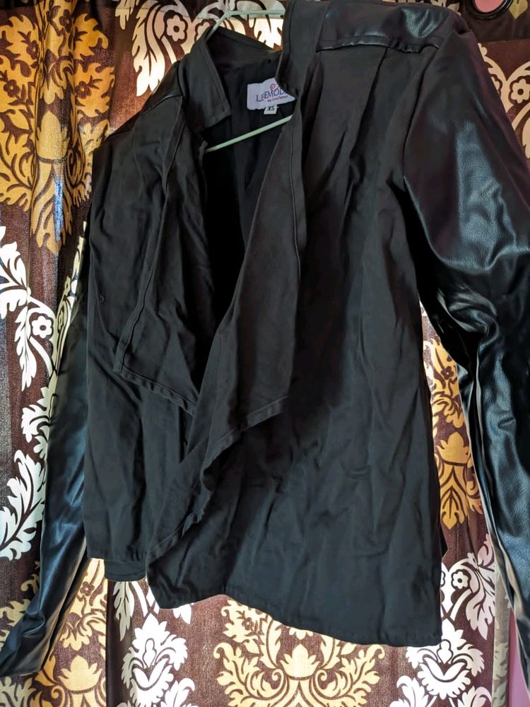 Black Leather Sleeve Winter 🧥 For Women