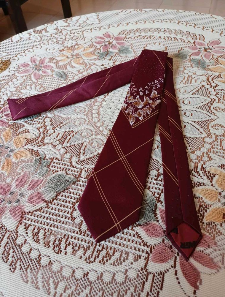 New French Burgundy Silk Tie
