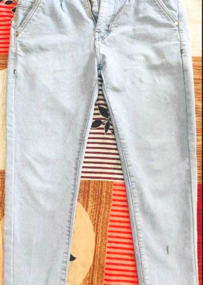 Light Wash Denim Jeans