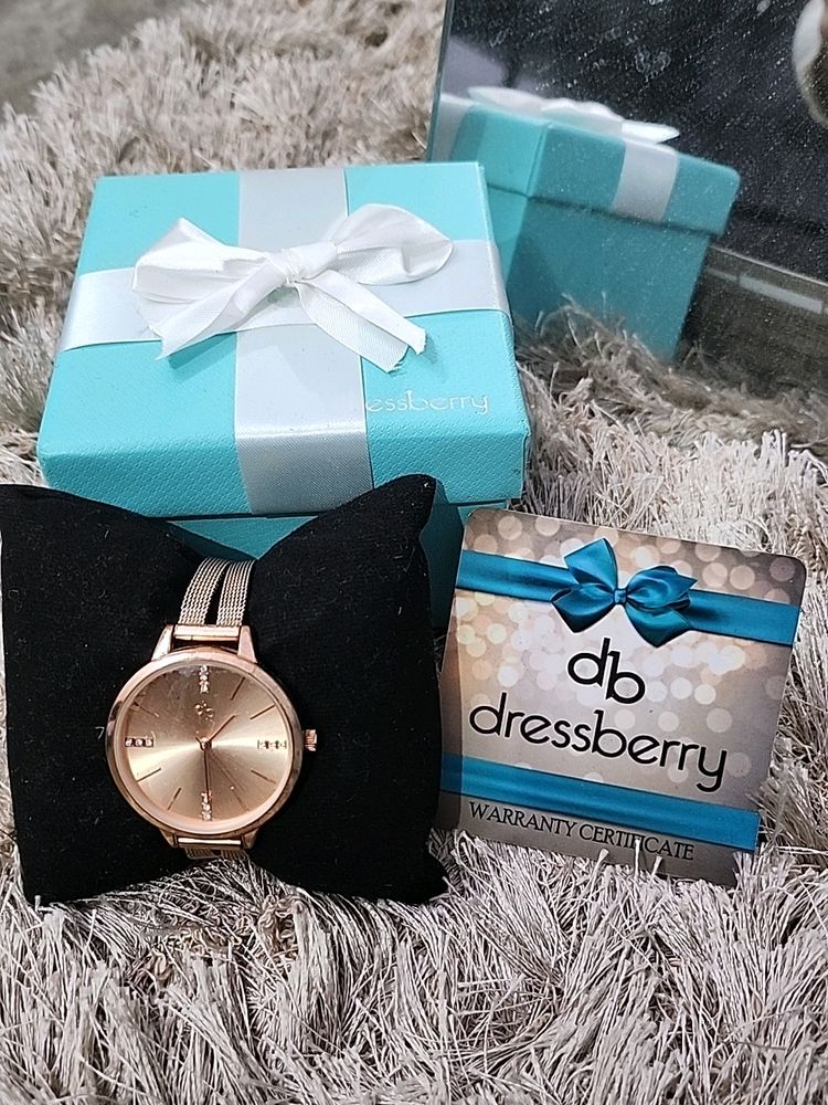 DressBerry Rose Gold Analogue Watch