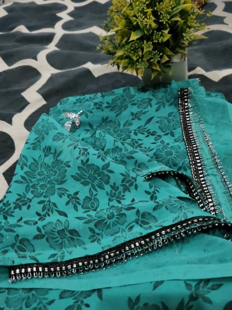Teal Floral Print Saree