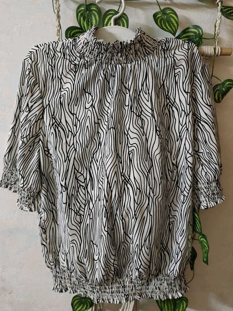 Turtle Neck Printed Top
