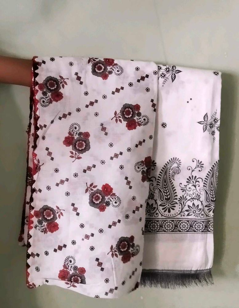 White Floral Print Scarf Set