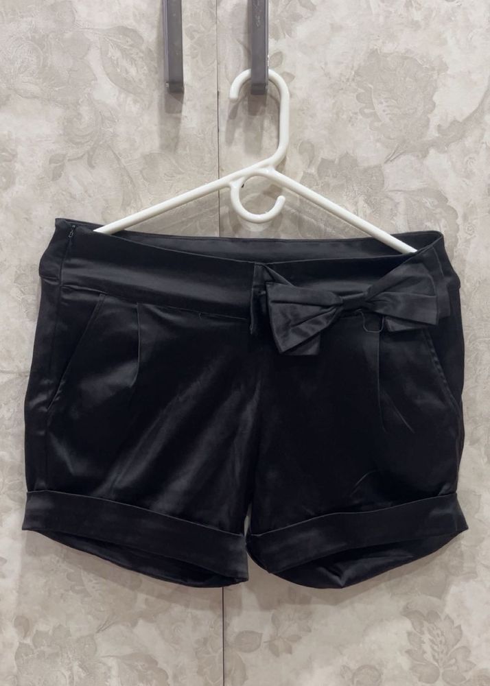 Satin Black Shorts With A Cute Bow
