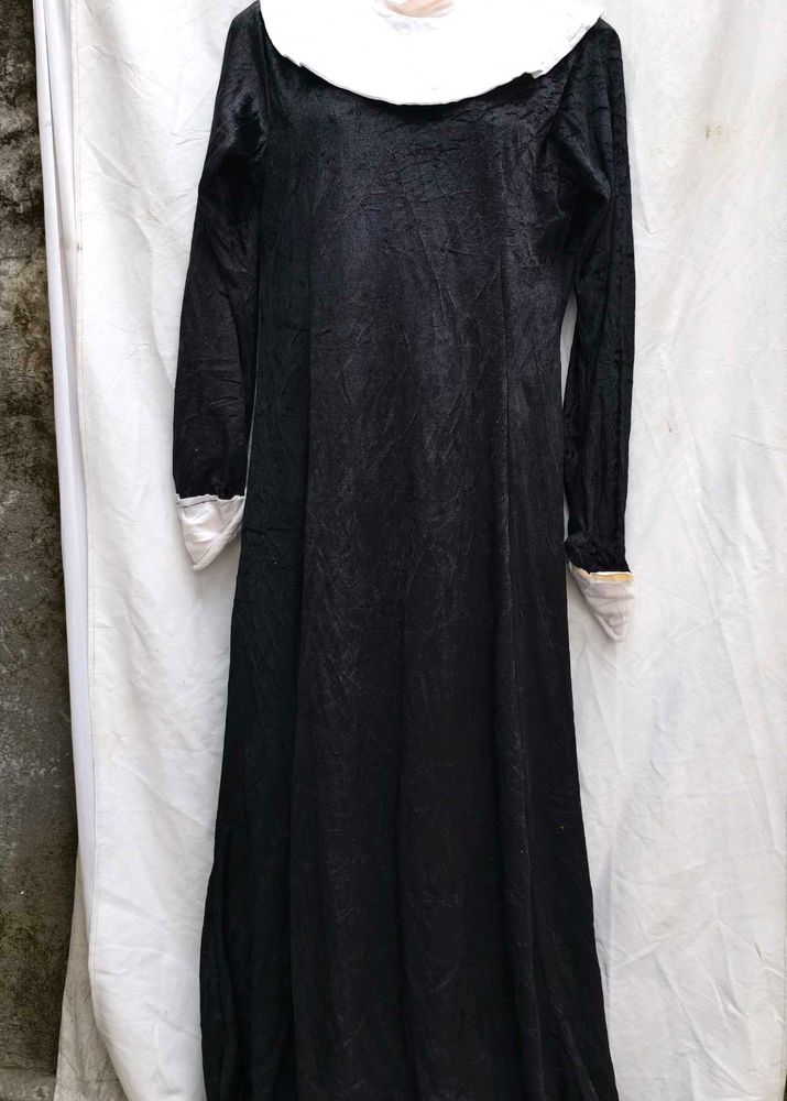Elegant Black Dress