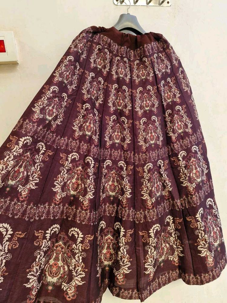Elegant Patterned Ethnic Skirt And Blouse