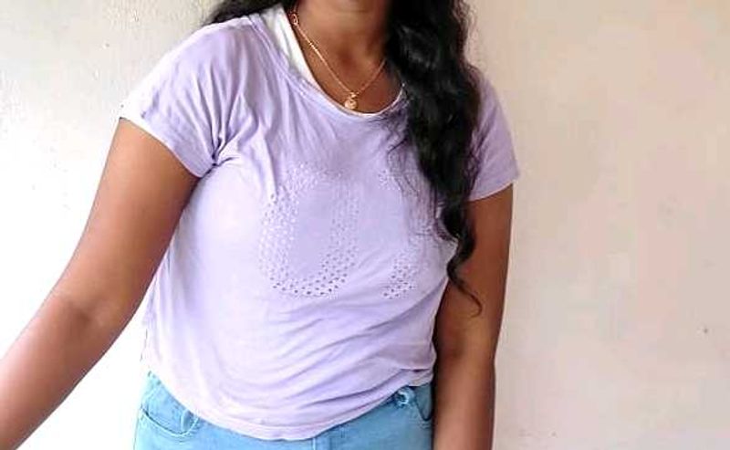 Stylish Lavender Graphic Tee for Women