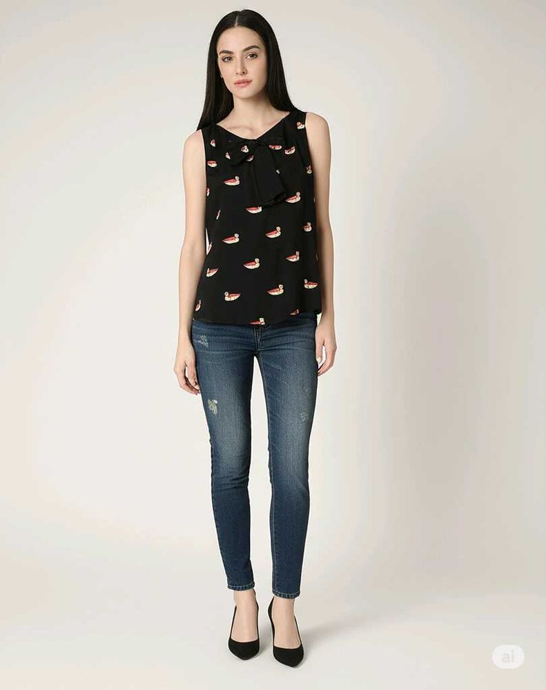 Duck Print Top With A Bow