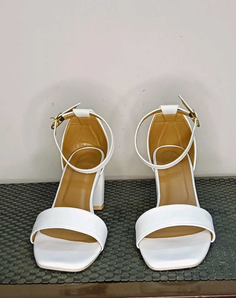 Women White Block Heel Sandal