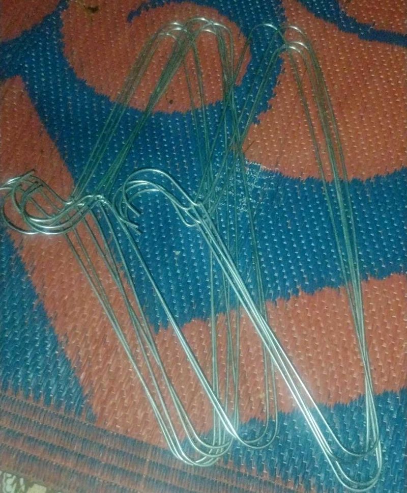 Metal Clothes Hangers pack of 10