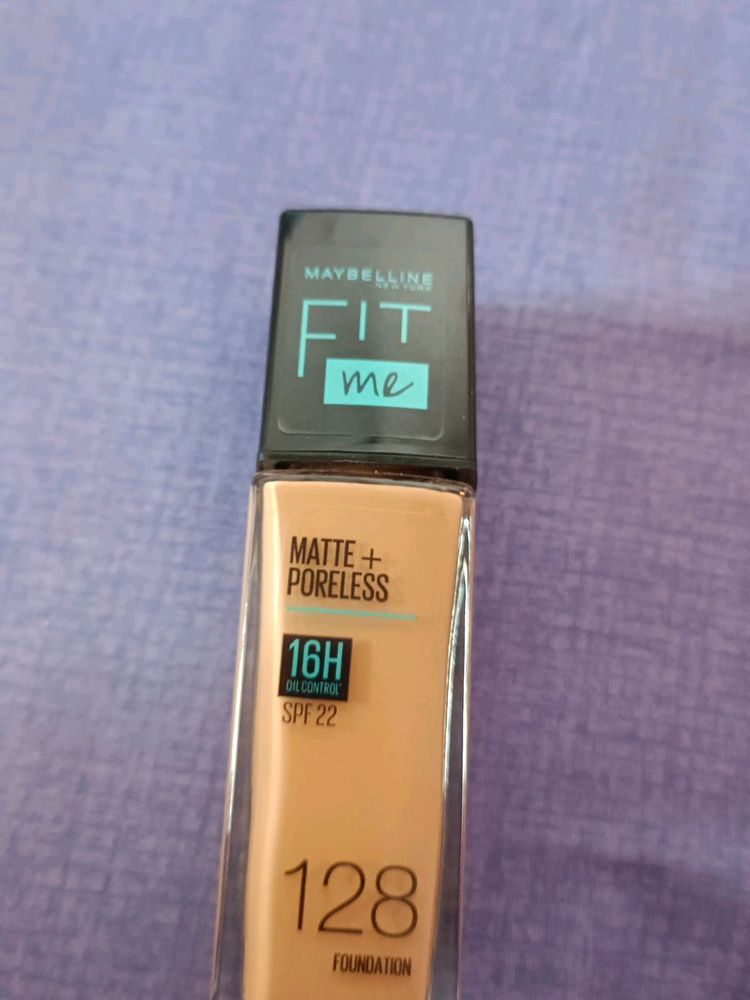 MAYBELLINE FIT ME MATTE+PORELESS foundation