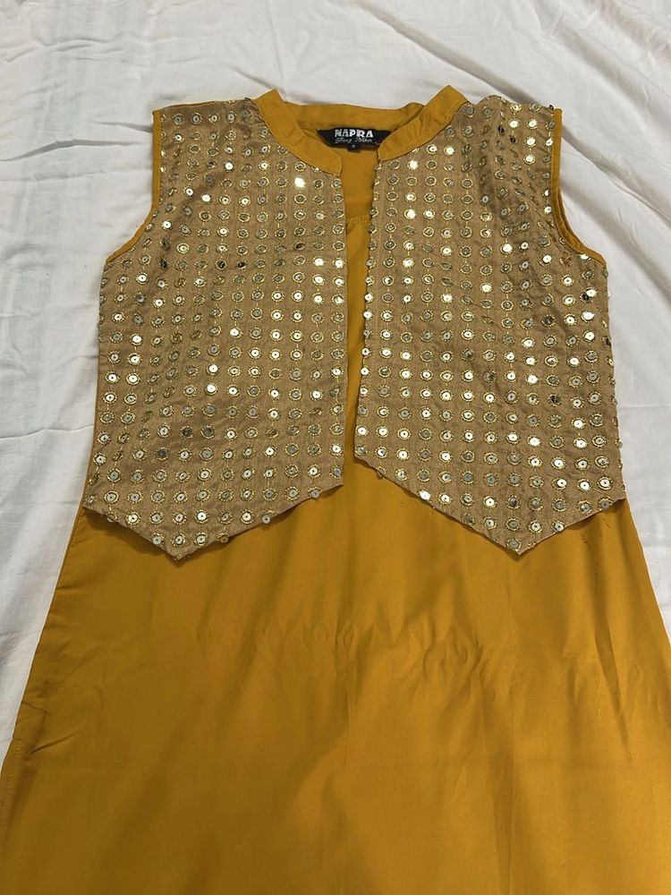 Napra Women&#39;s Crepe Kurta