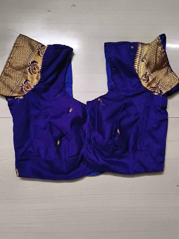 Women&#39;s Blouse