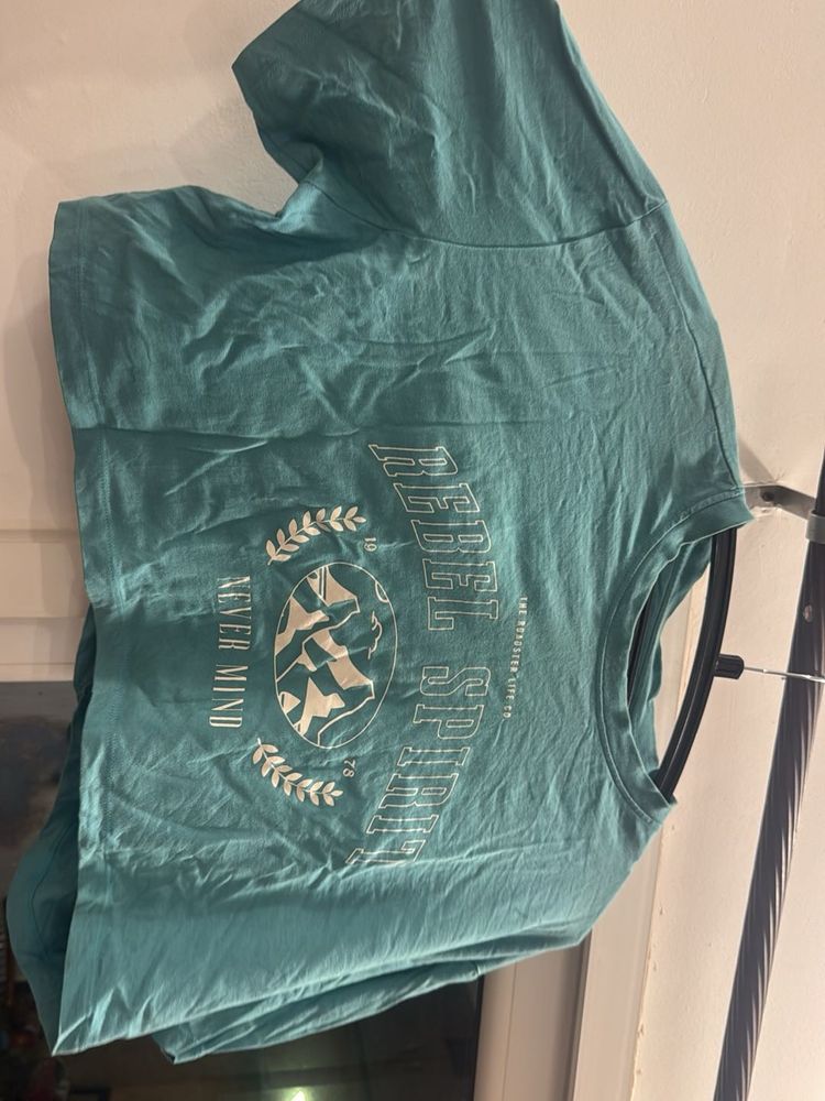 Teal Graphic Print T-Shirt