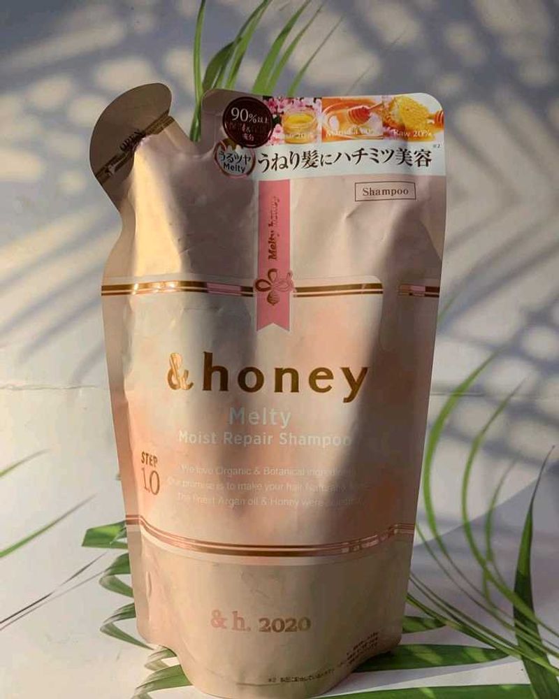 Viral Japanese &amp;honey shampoo