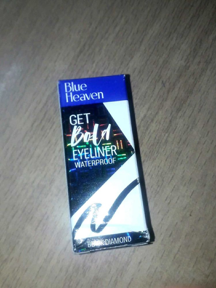 Blue Heaven Eyeliner