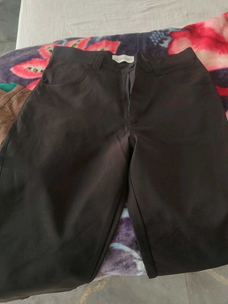 Chic Black Wide Leg Trousers