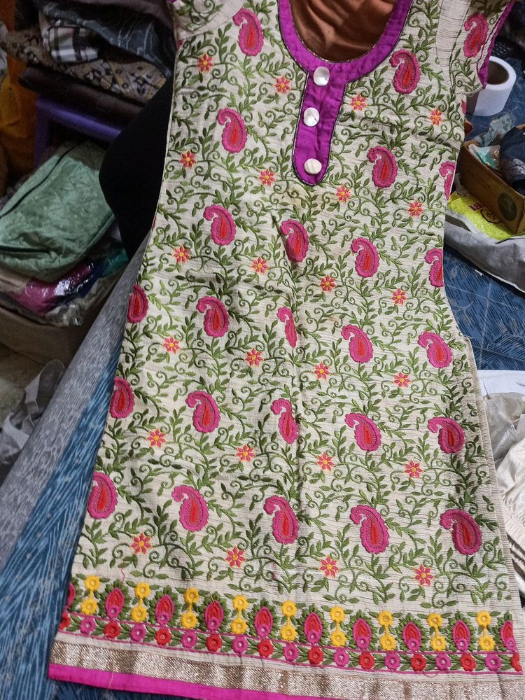 Kurta Set For Ladies