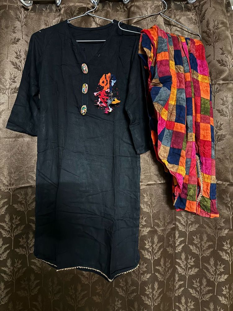 Patiala Pant With Black Shirt