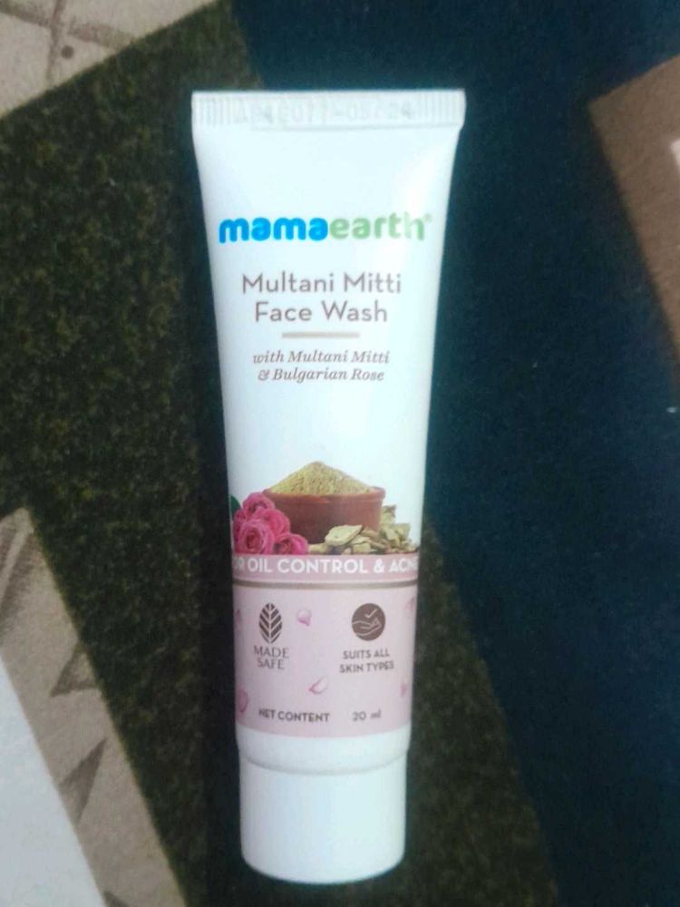 Mamaearth Multani Mitti Face Wash